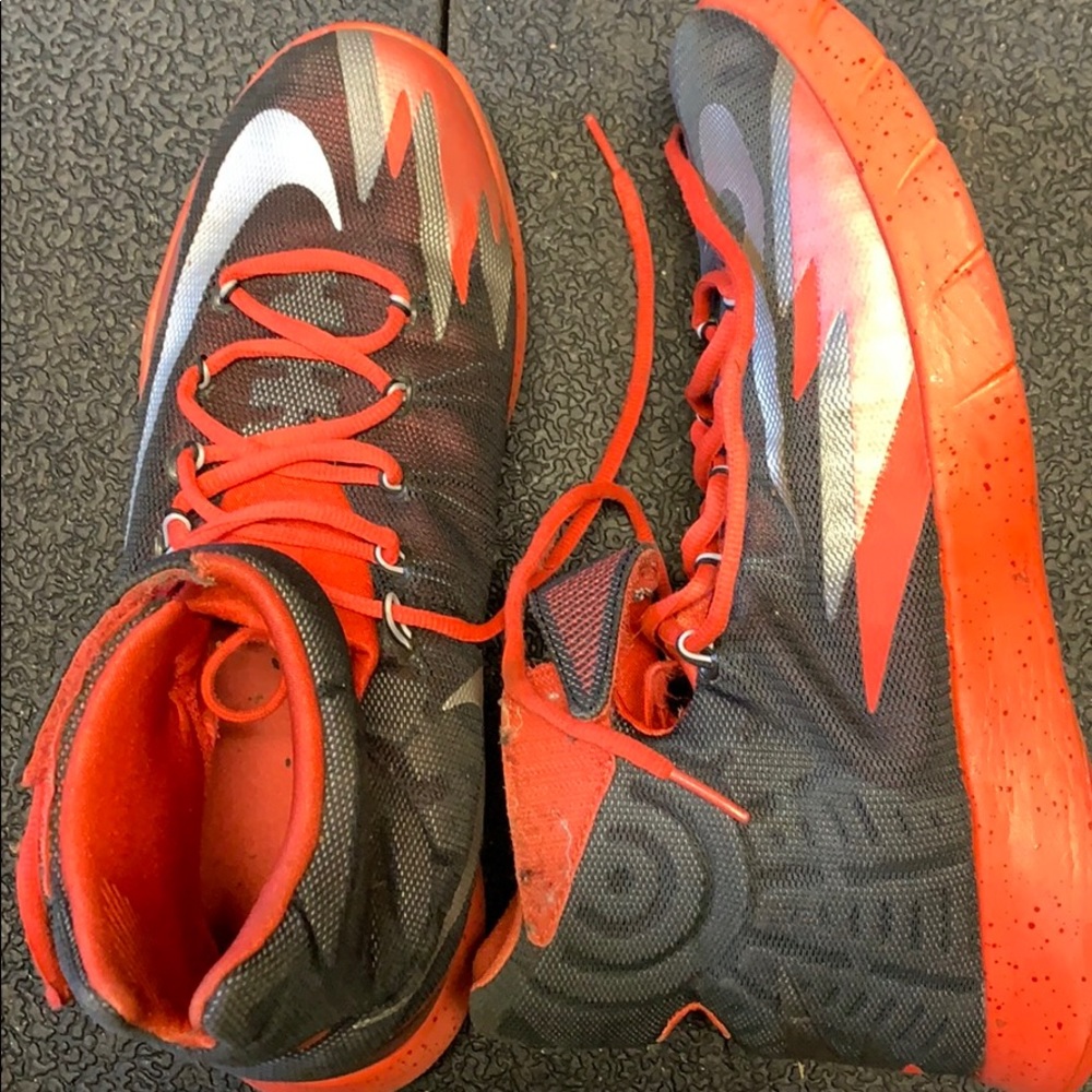 Nike HyperRev